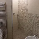 Cusini Saroch Λιβίνιο