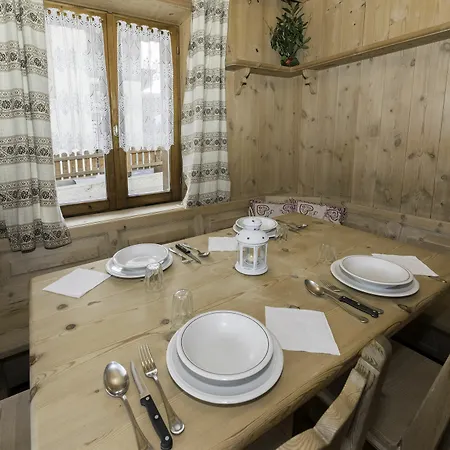 Cusini Saroch Apartment Livigno